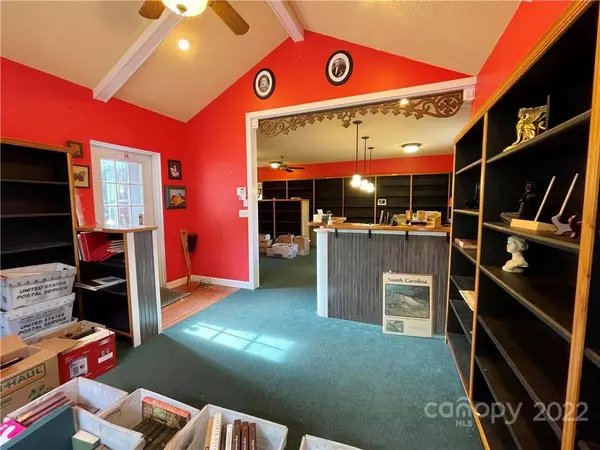 Tryon, NC 28782,431 N Trade ST