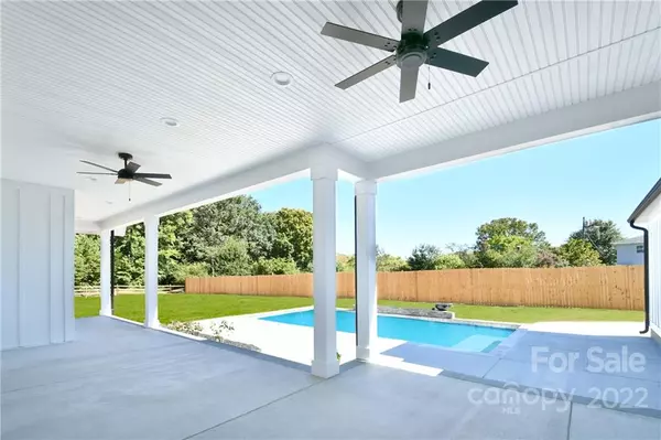 Stanley, NC 28164,512 Maynard Farm LN