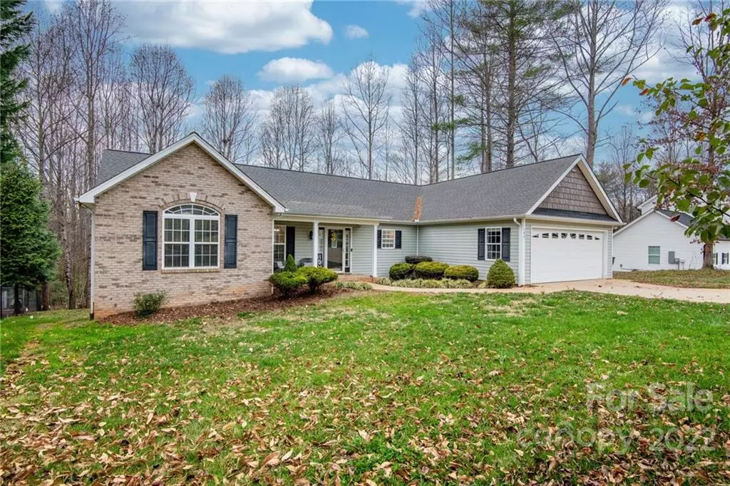 Hudson, NC 28638,146 Deer Creek DR