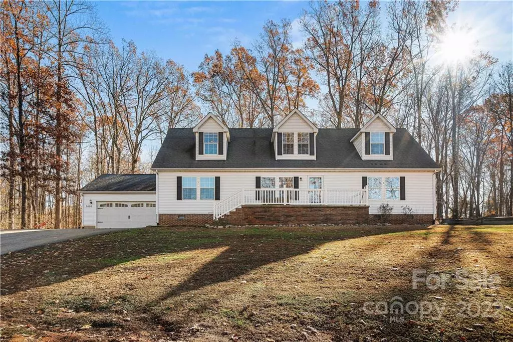 Maiden, NC 28650,3698 Innes LN