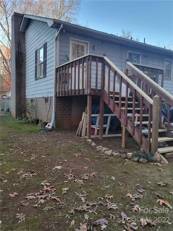 Iron Station, NC 28080,156 Oakhill ST