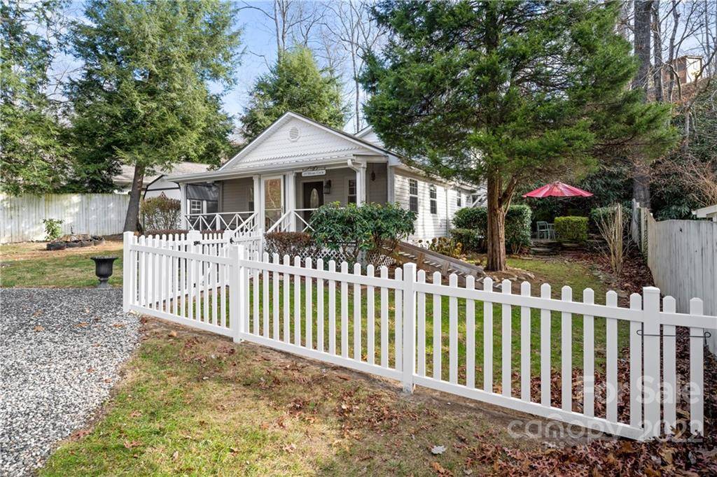 Black Mountain, NC 28711,20 Moore CIR