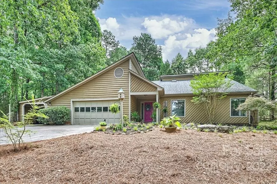 29007 Silver Fox DR, Tega Cay, SC 29708