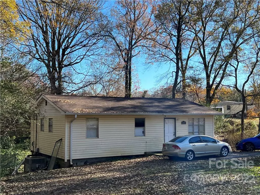 Dallas, NC 28034,2202 Hillcrest RD