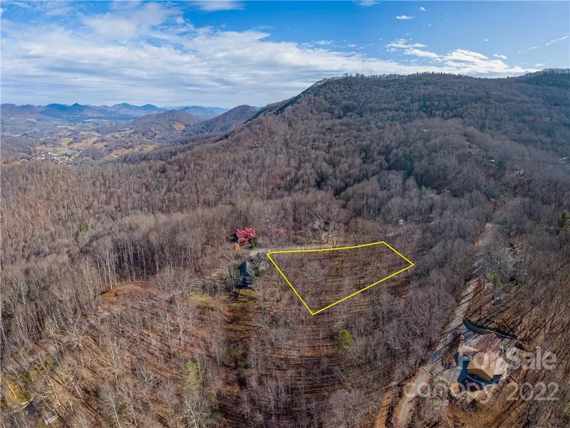 00 Smokey Ridge LOOP, Waynesville, NC 28786