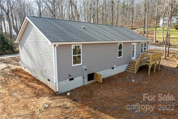 Horse Shoe, NC 28792,60 Oakwood DR