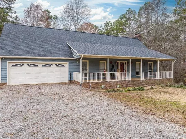 Lincolnton, NC 28092,143 Country Way DR