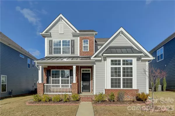 4075 Whittier LN, Tega Cay, SC 29708