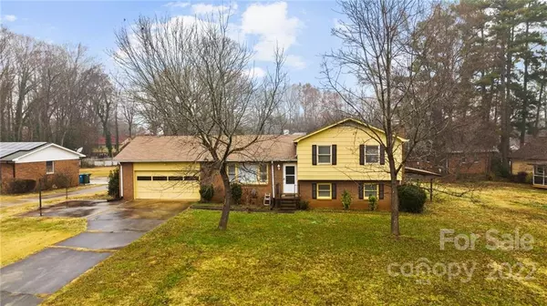 365 Camelot RD, Salisbury, NC 28147