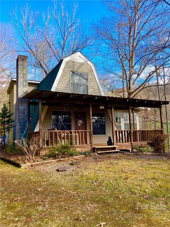 455 Holly DR, Franklin, NC 28734