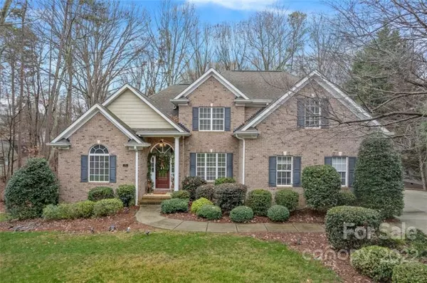 105 Barksdale LN, Mooresville, NC 28117