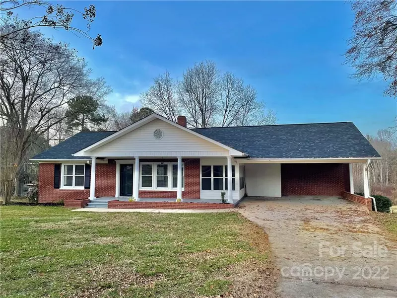 1544 Old US 221a HWY, Mooresboro, NC 28114