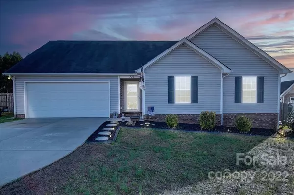 729 Faith ST, Oakboro, NC 28129