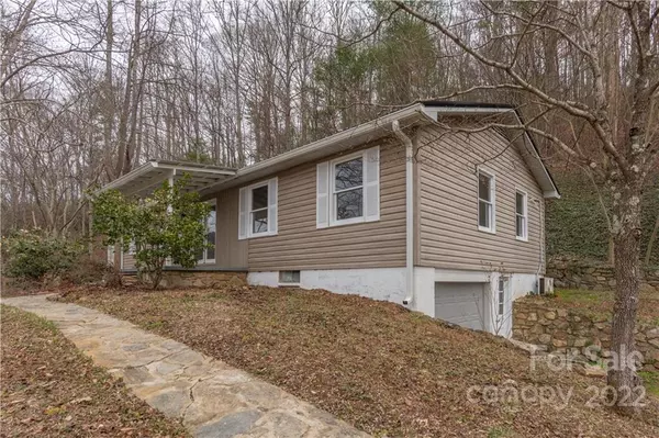 4762 Walnut Creek RD, Marshall, NC 28753