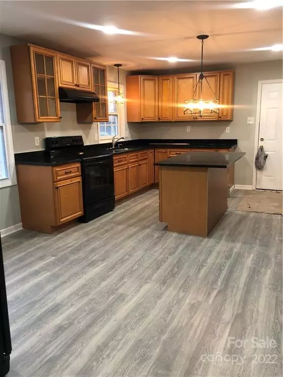 Wingate, NC 28174,802 Independence DR