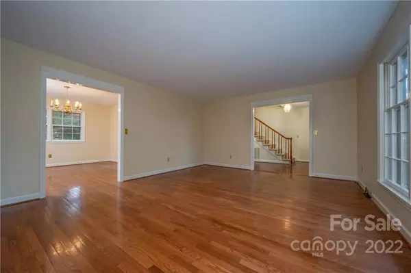 Rutherfordton, NC 28139,207 Fairway DR