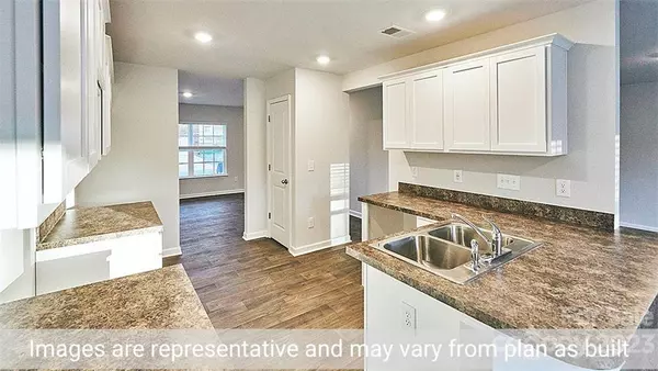 Lexington, NC 27295,343 SQUIRE AVE