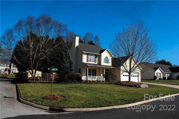 Fletcher, NC 28732,370 Glensprings DR