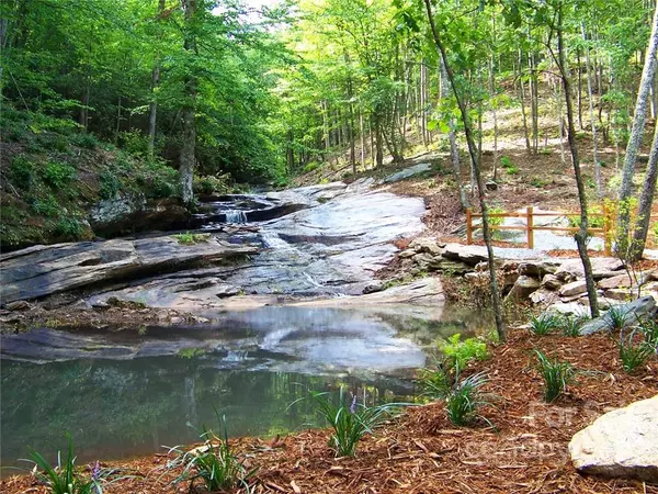 Nebo, NC 28761,133 Waterfall TRL #464