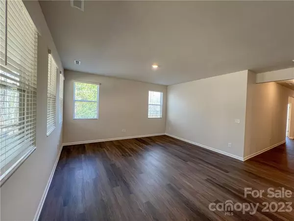 Kings Mountain, NC 28086,5120 Kings Pinnacle DR