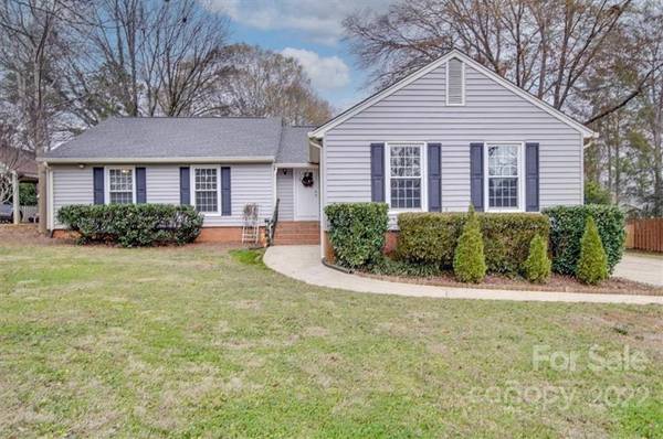 4921 Pine Ridge RD, Charlotte, NC 28226