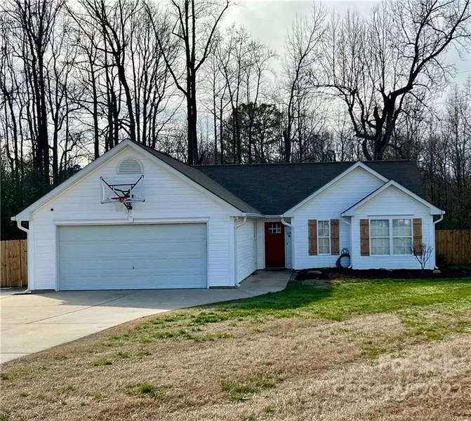 58 Bannister PL, Pageland, SC 29728