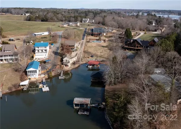 33, 35, 37 Perlmans PL, Taylorsville, NC 28681