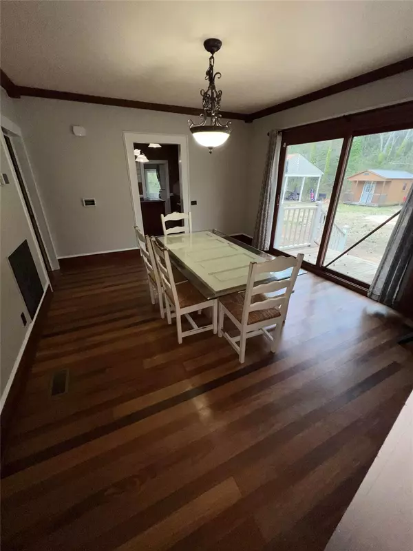 Oakboro, NC 28129,573 10th ST