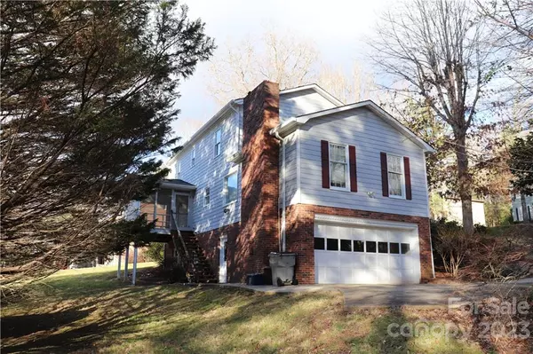 Lenoir, NC 28645,1019 Wellington CT NE