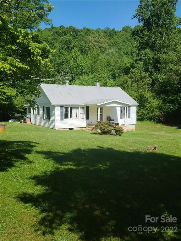 76 Cane Creek route RD, Bakersville, NC 28705