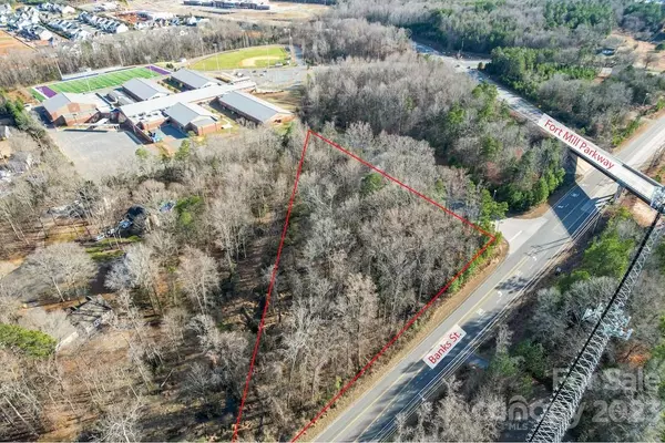 Fort Mill, SC 29715,3.09 AC Banks ST