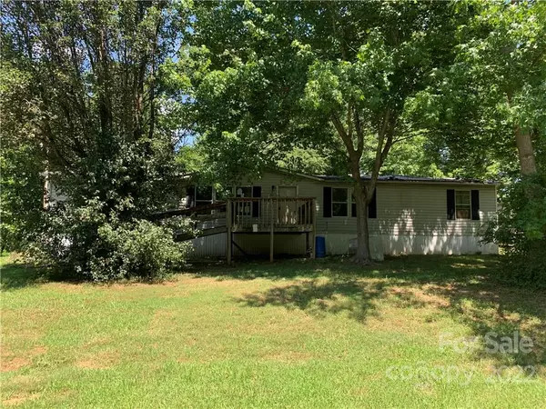 953 Hillview DR, Iron Station, NC 28080