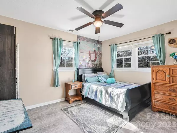 Rutherfordton, NC 28139,129 Stewart ST