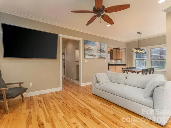 Marshall, NC 28753,175 Red Oak LN