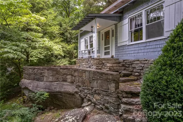 Chimney Rock, NC 28720,113 Sierra PL