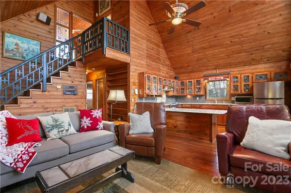 Deep Gap, NC 28618,534 Hawk Ridge RD