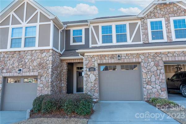 1223 Bhaltair LN, Fort Mill, SC 29708