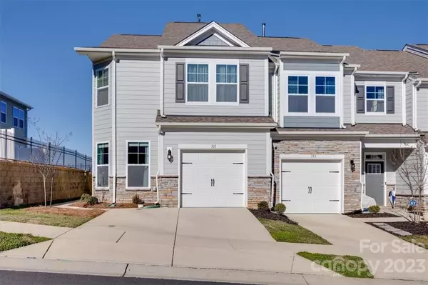 Lake Wylie, SC 29710,311 Bulrush RD