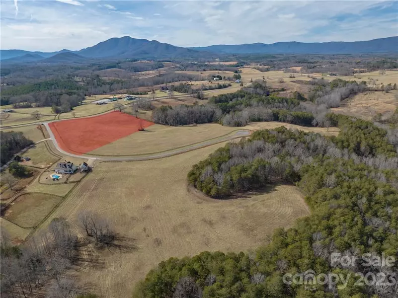 Lot 17.1 Saddleside DR, Mill Spring, NC 28756