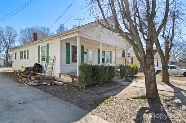 Shelby, NC 28150,705 Hamrick ST