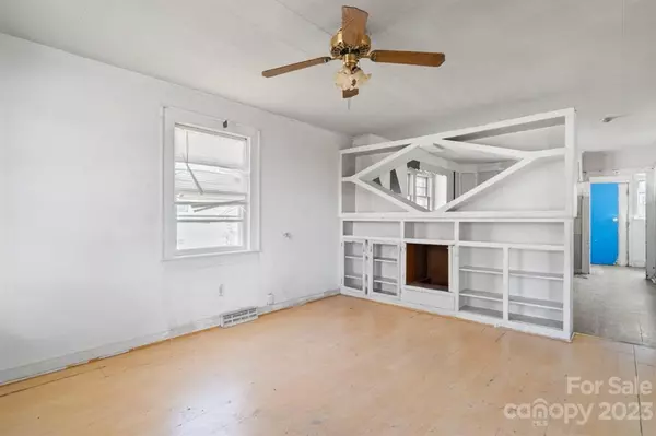 Shelby, NC 28150,705 Hamrick ST