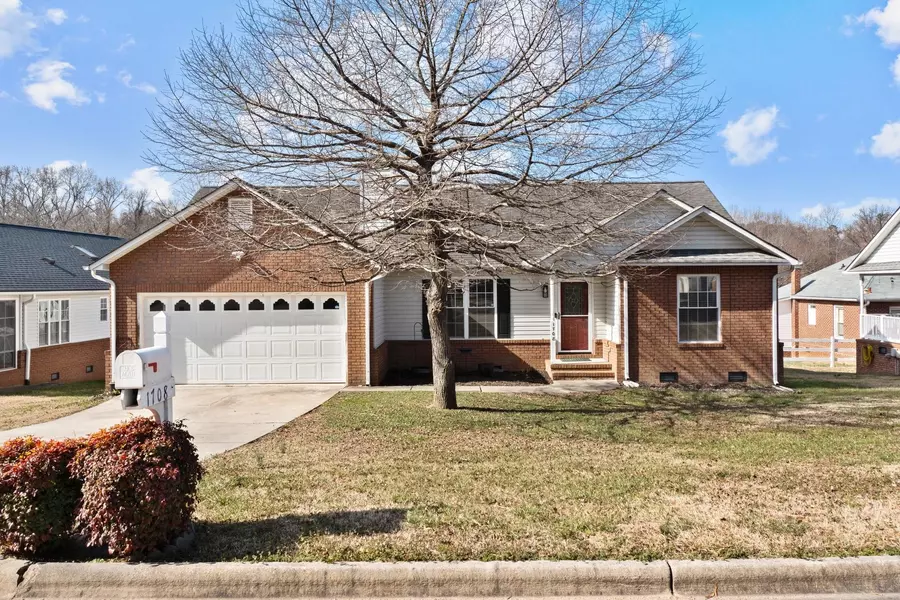 1708 Pickwick AVE, Kannapolis, NC 28083