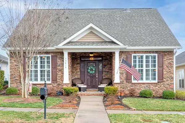 13419 Hazelbrook LN, Cornelius, NC 28031