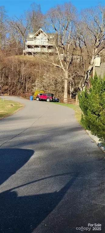 Waynesville, NC 28785,0 Prestige PT