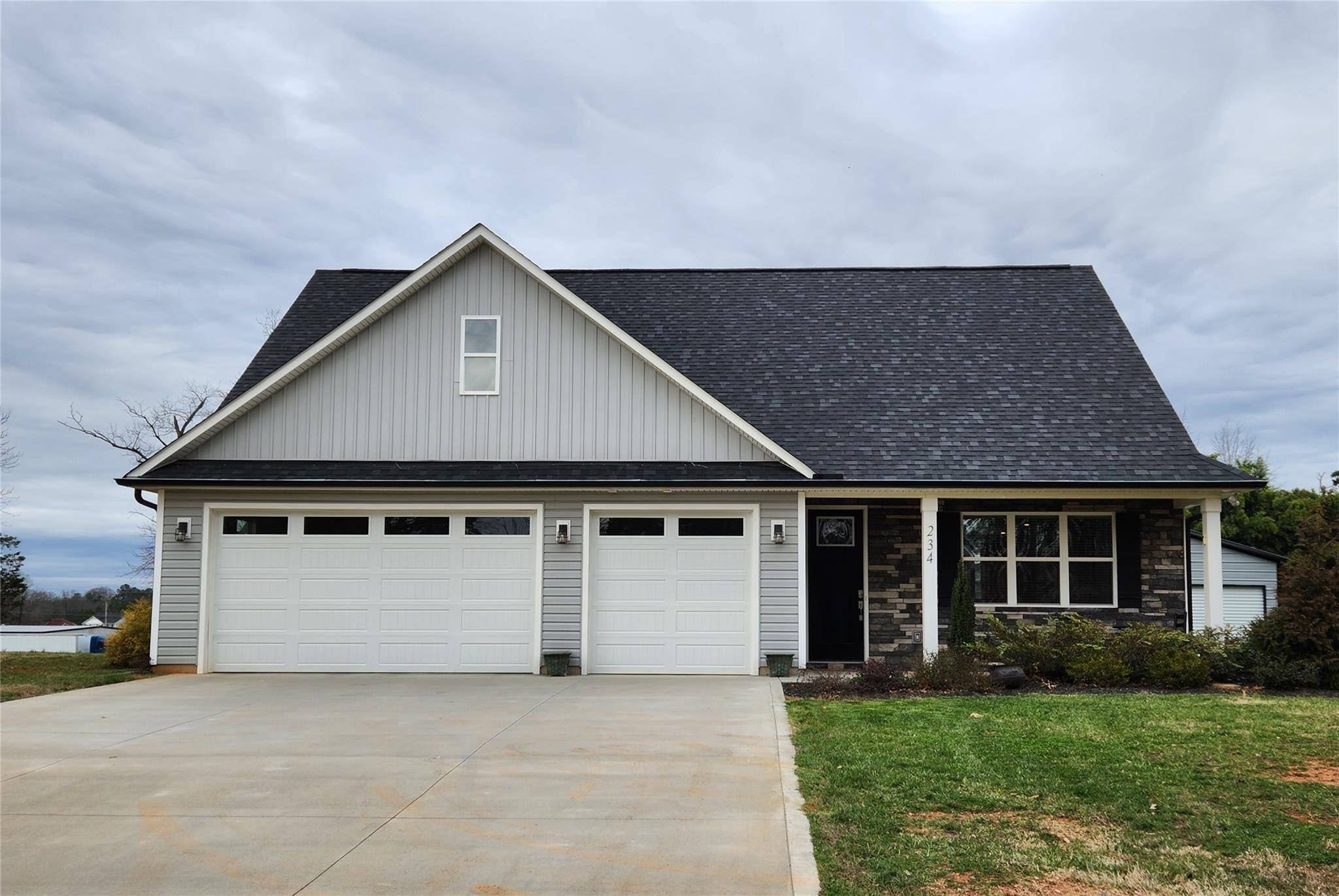 234 James RD, Oakboro, NC 28129