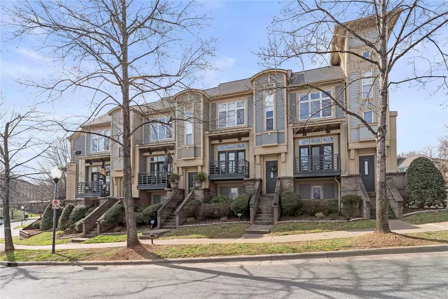 814 Garden District DR, Charlotte, NC 28202