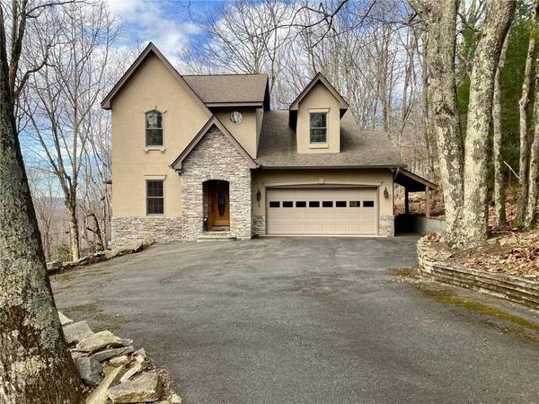 508 Saint Andrews RD, Beech Mountain, NC 28604