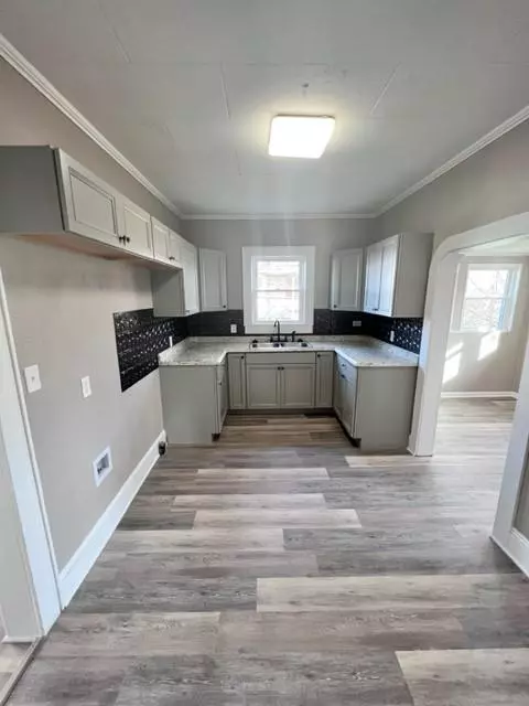 Valdese, NC 28690,613 Lincoln AVE NW