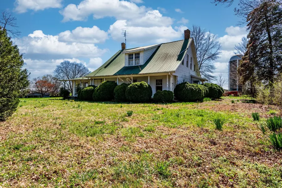 4441 Hunting Creek Church RD, Hamptonville, NC 27020