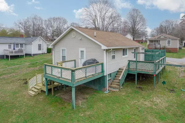 Kannapolis, NC 28081,926 Oval ST